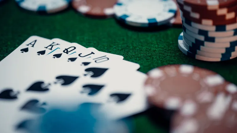 Chasing Status: How Casino Loyalty Programs Are Designed to Keep You Playing More Than You Planned